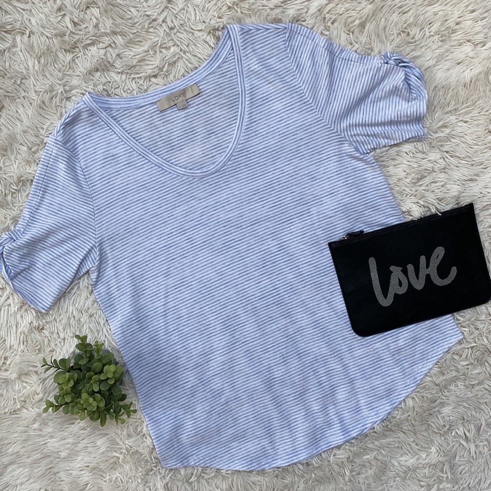 Loft Scoop Neck Striped Top 💗 Gray & White